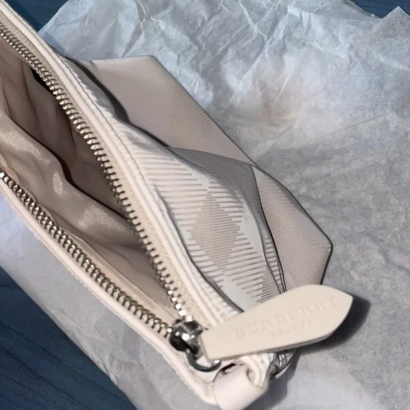 Burberry pouch - Picture 5 of 5